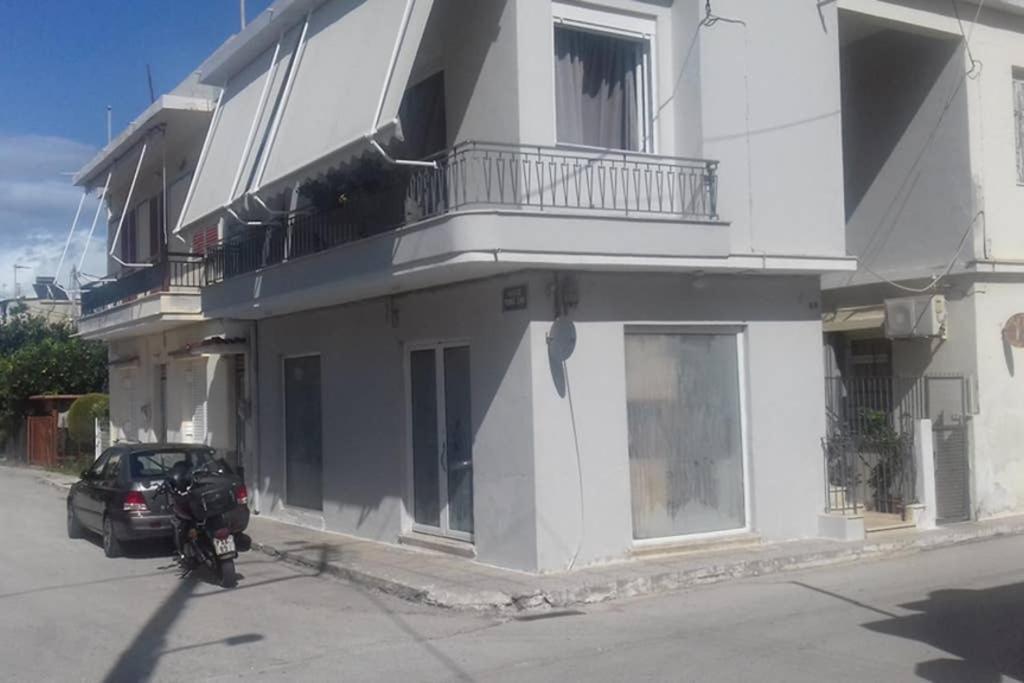 Paris House 1 Appartement Patras Buitenkant foto